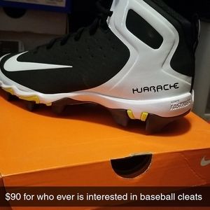 Size 5Y NIKE Huarache baseball  cleats